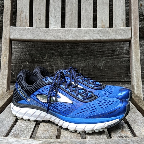 brooks shoes ghost 9